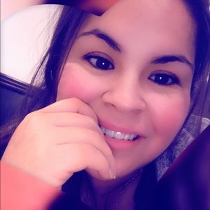 Meet your Posher, Mayra